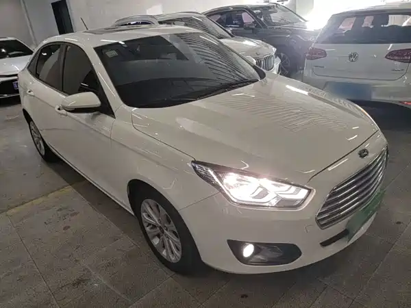 Ford Escort 2018
