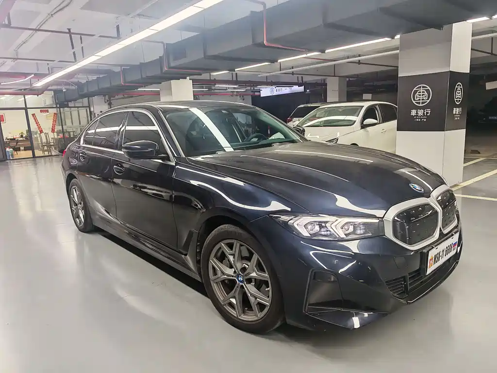 BMW i3 2024