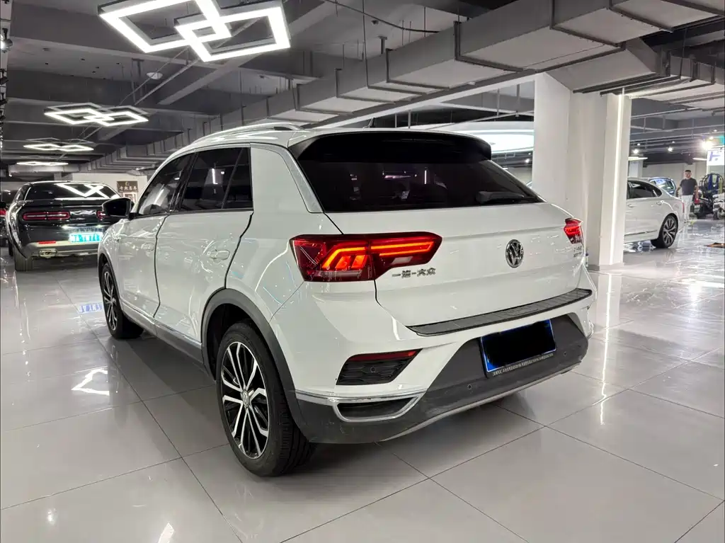 Volkswagen T-Roc 2019