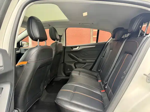 Ford Focus 2023