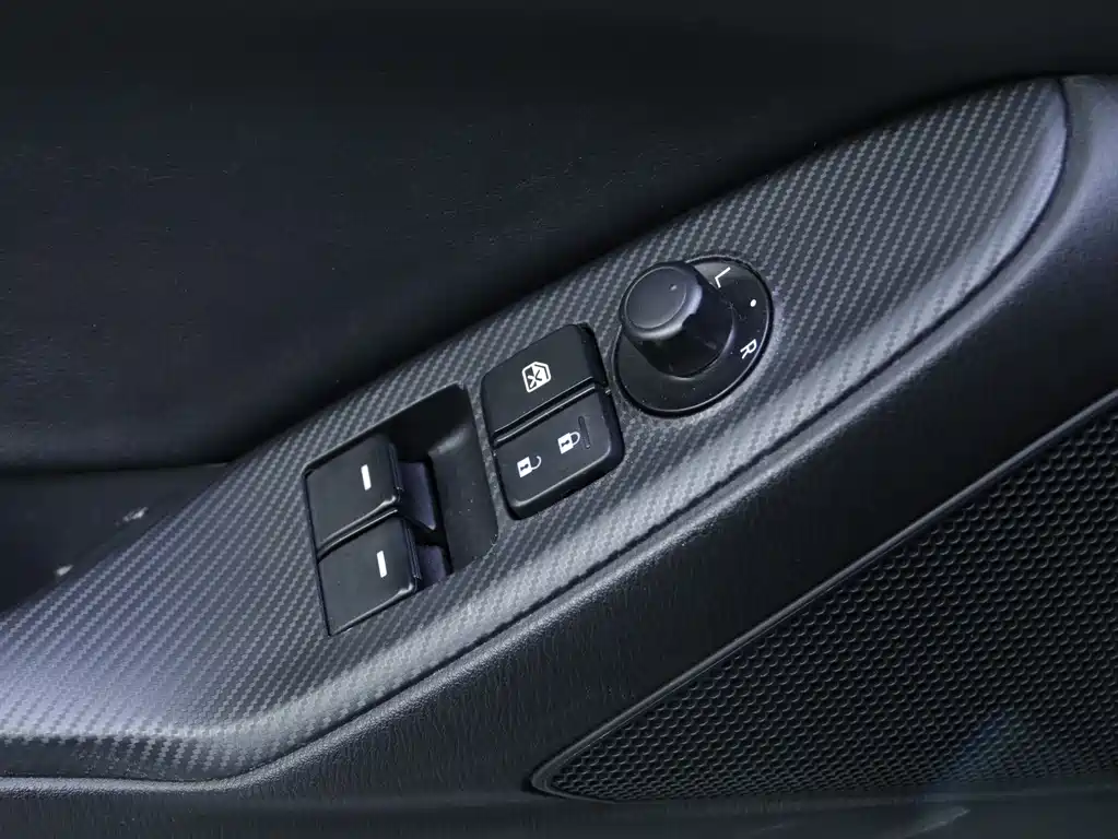 Mazda MX-5 2025 — фото 10