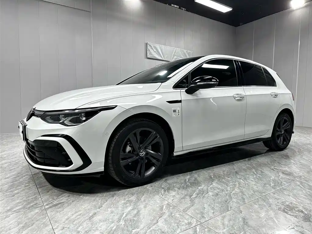 Volkswagen Golf 2022