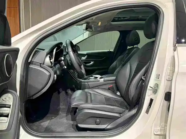 Mercedes-Benz C-Class 2017