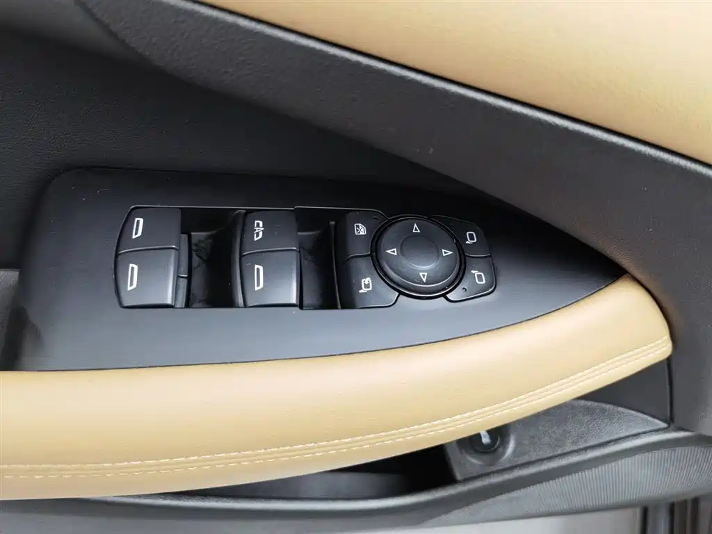 Buick LaCrosse 2017 — фото 9