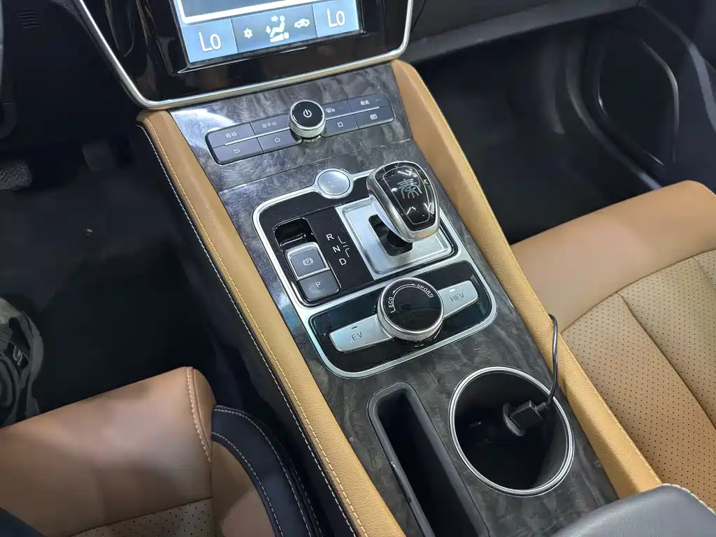BYD Qin NEV 2018 — фото 13