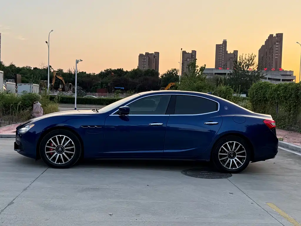 Maserati Ghibli 2015 — фото 5