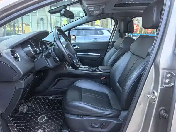 Peugeot 3008 2015