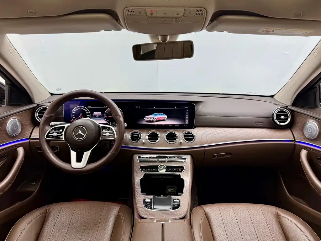 Mercedes-Benz E-Class 2020 — фото 20