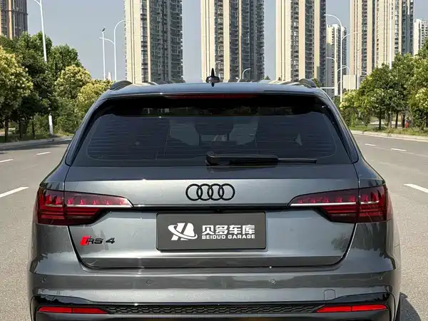 Audi S4 2025