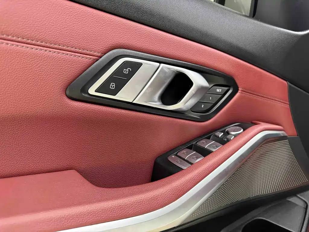 BMW 3 Series 2023 — фото 12