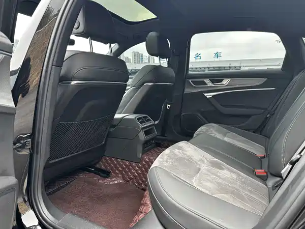 Audi A6L 2023