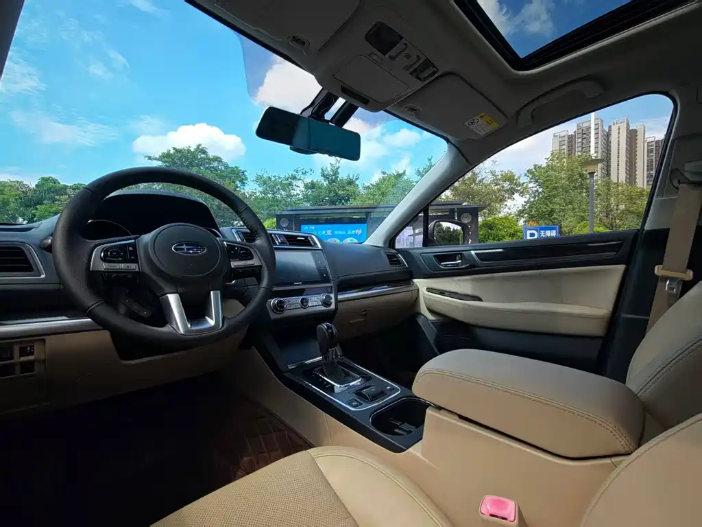 Subaru Outback 2016 — фото 11