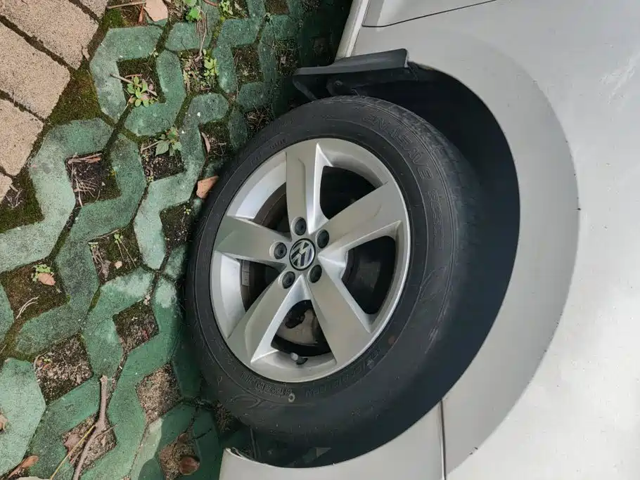 Volkswagen Santana 2014