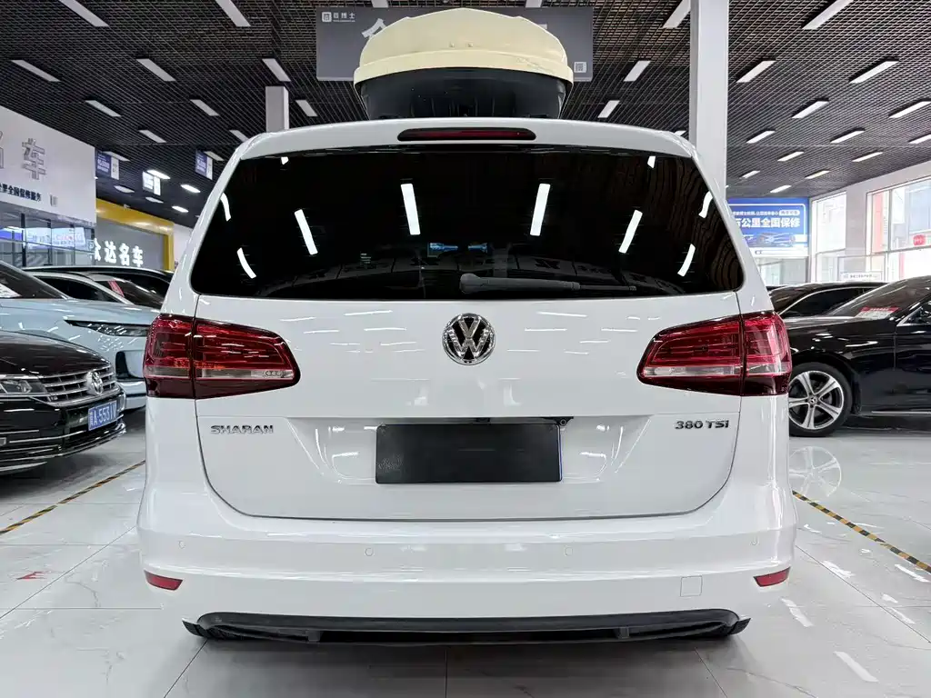 Volkswagen Sharan 2018 — фото 8