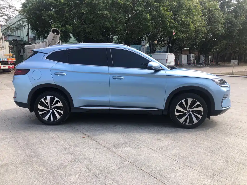 BYD PLUS New Energy 2023 — фото 5