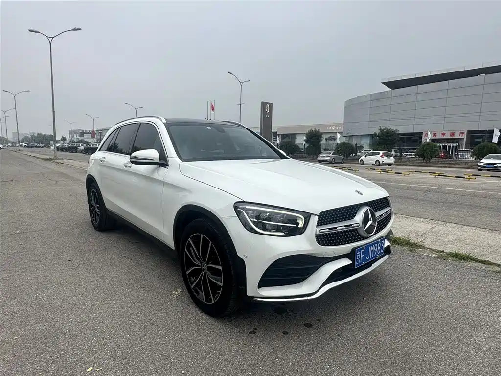Mercedes-Benz GLC 2022 — фото 3