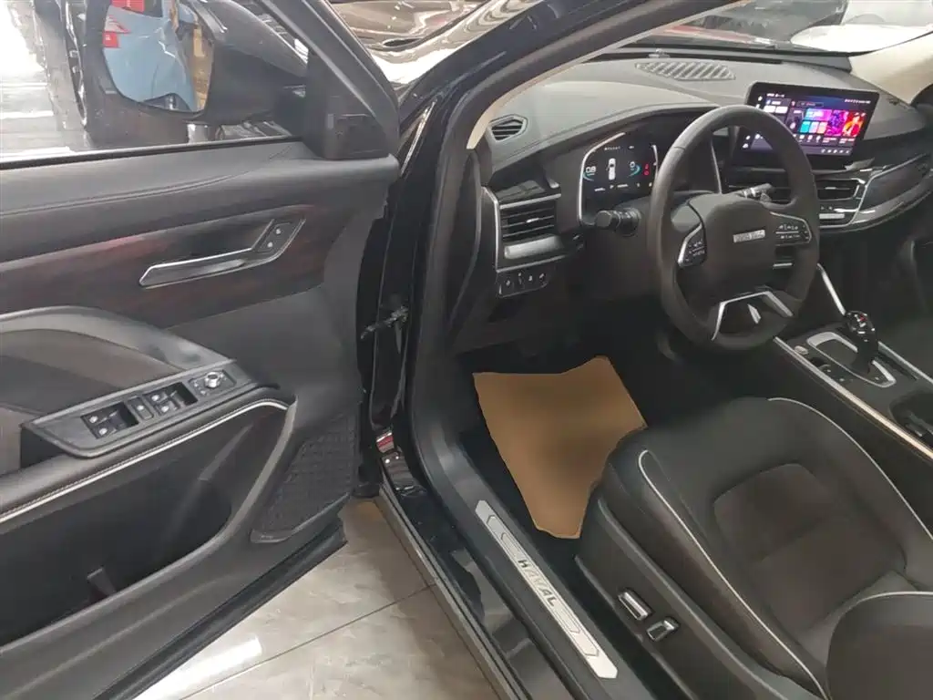Haval H6 2023 — фото 16
