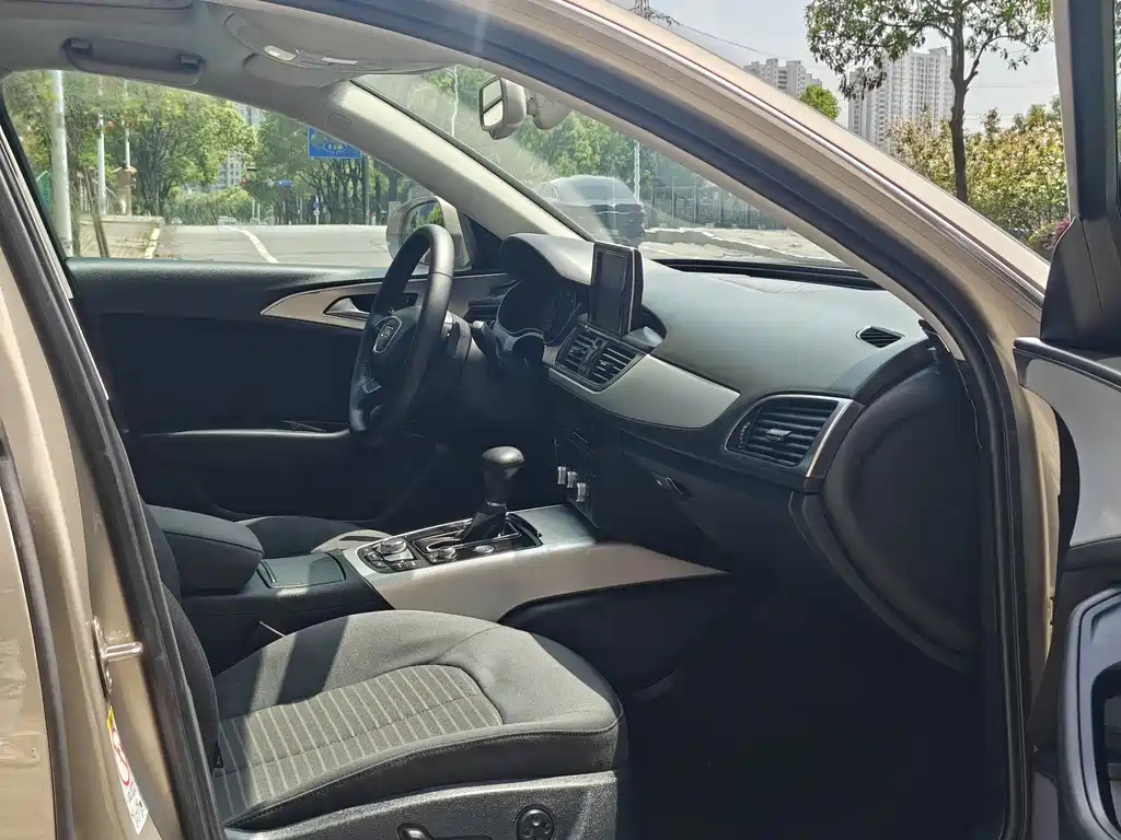 Audi A6L 2014