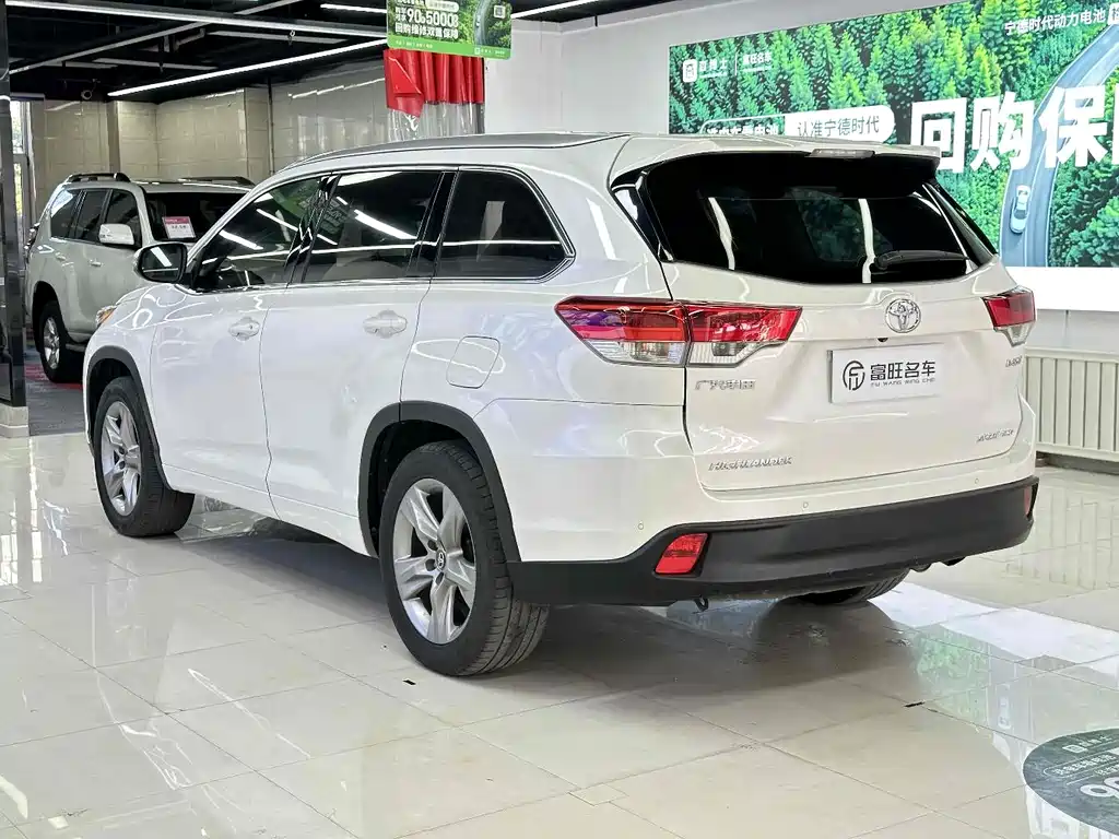 Toyota Highlander 2019 — фото 5