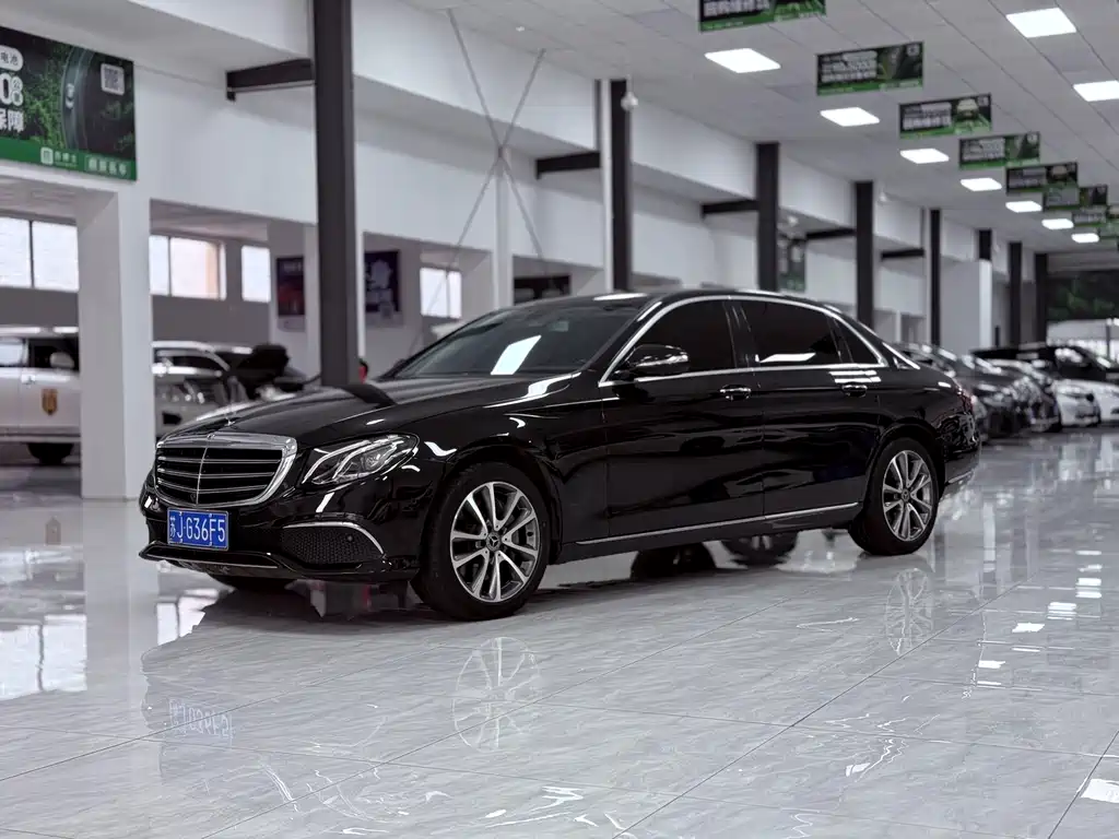 Mercedes-Benz E-Class 2019 — фото 1