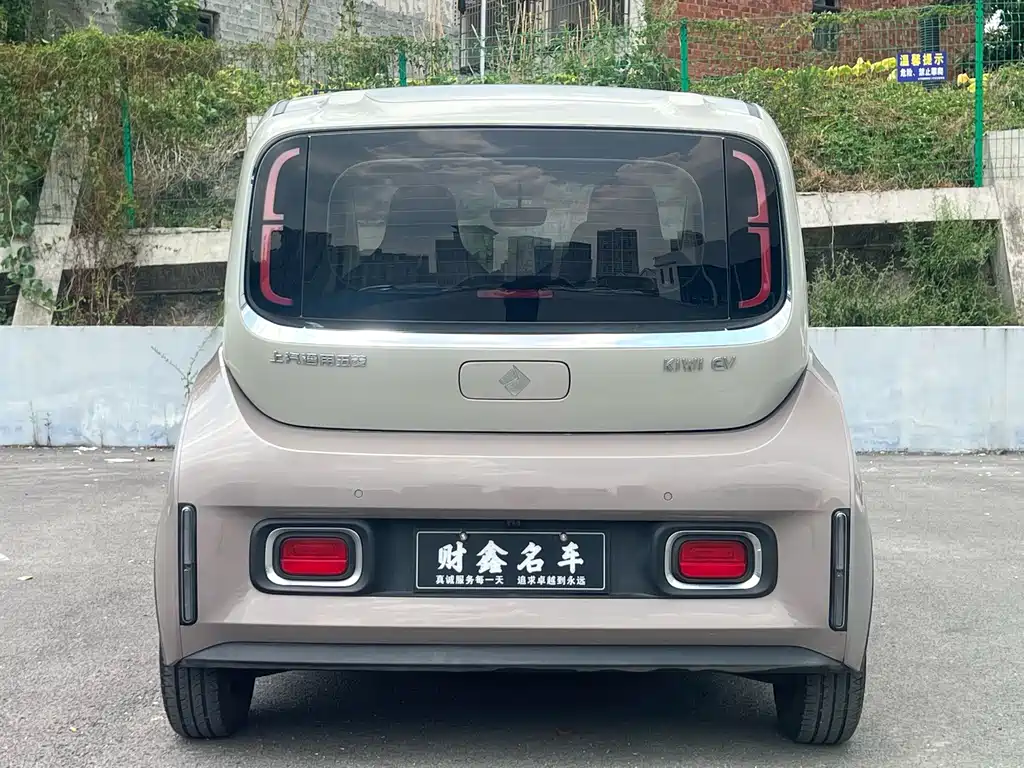 Baojun Kiwi EV 2023 — фото 10
