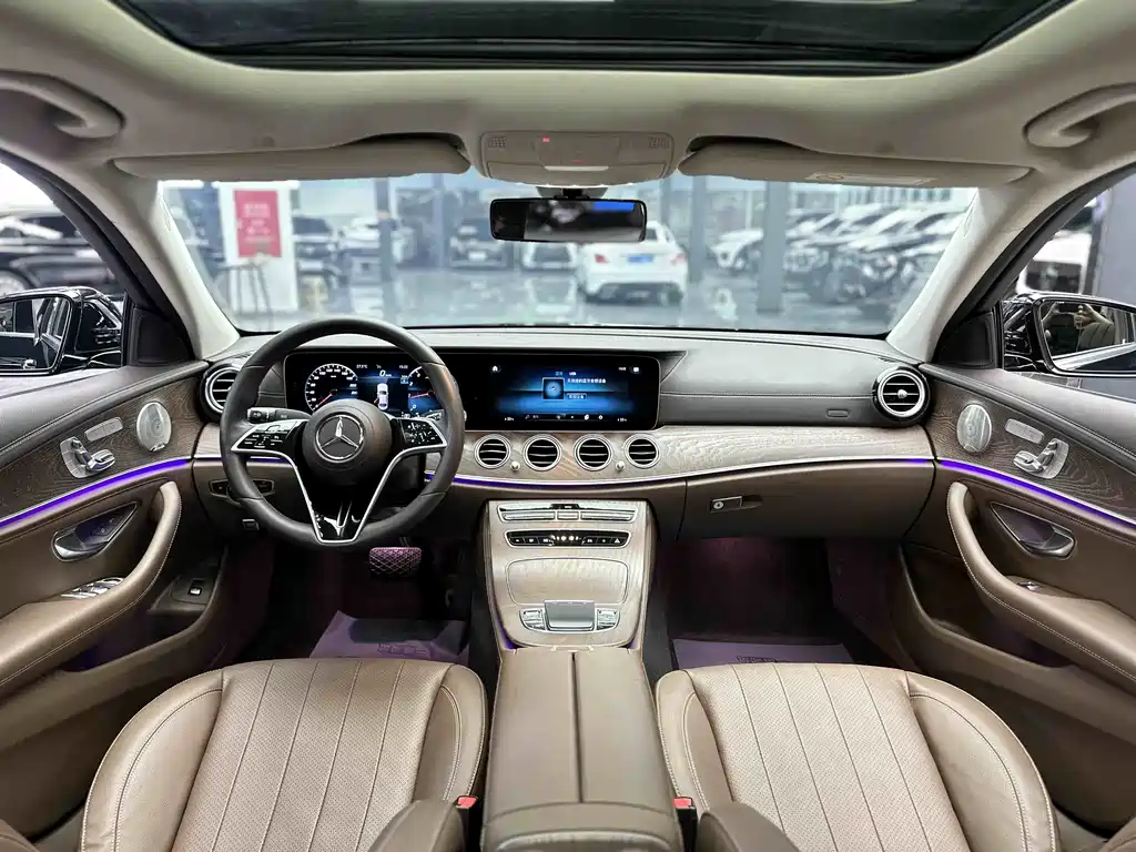 Mercedes-Benz E-Class 2023 — фото 8