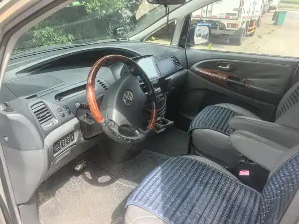 Toyota Previa 2004
