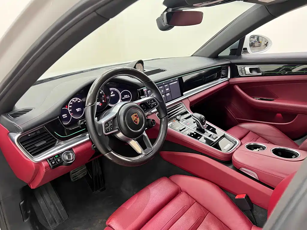 Porsche Panamera 2017 — фото 17