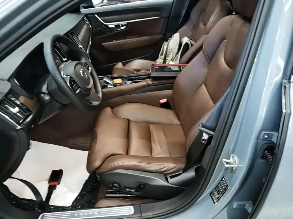 Volvo S90 2022 — фото 15