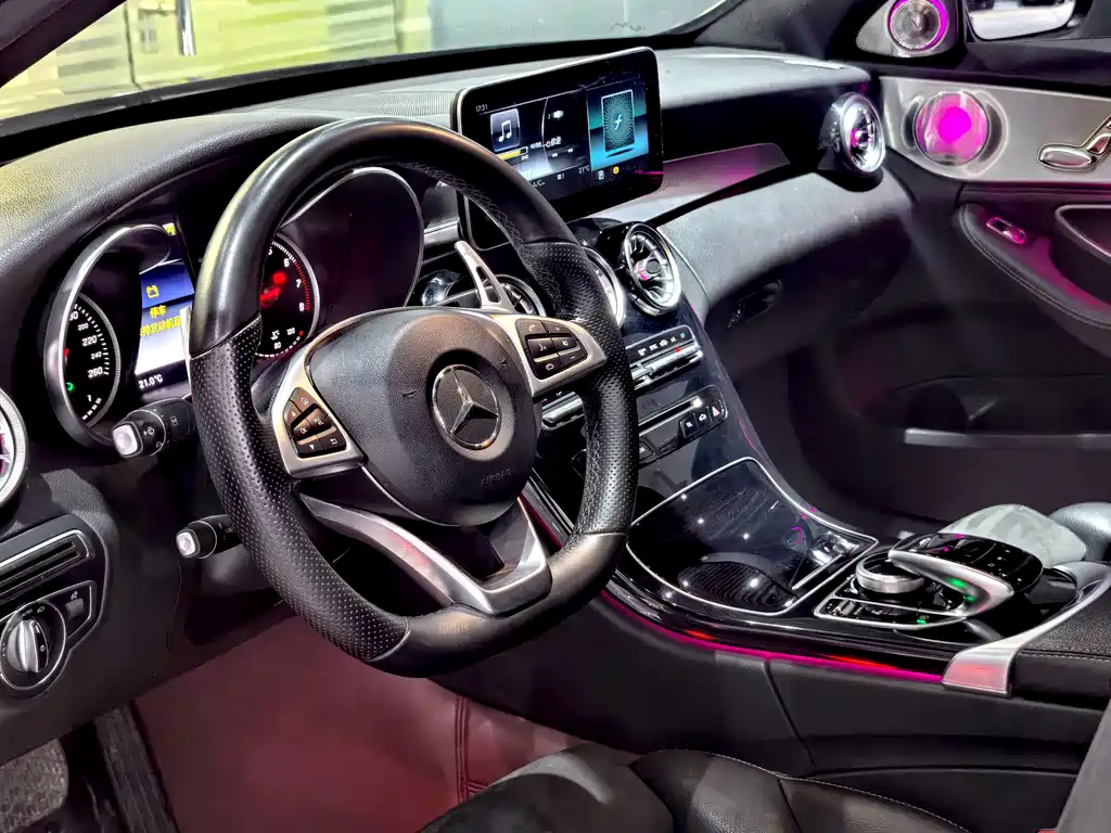 Mercedes-Benz C-Class 2018 — фото 11