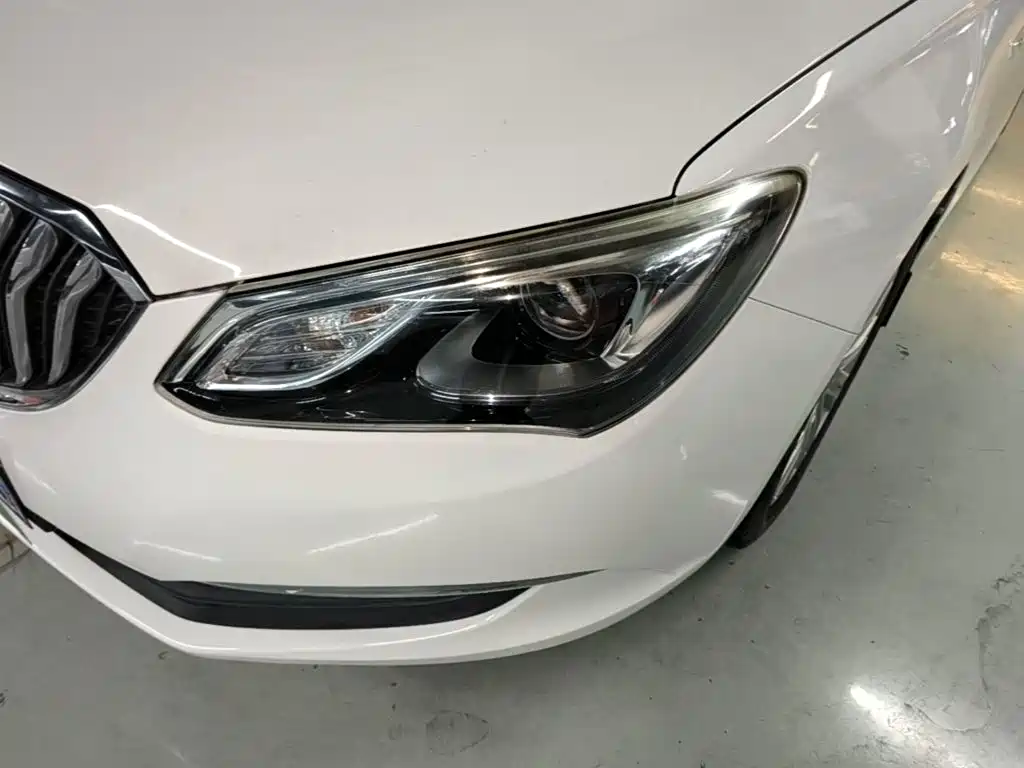 Buick Excelle 2016 — фото 24
