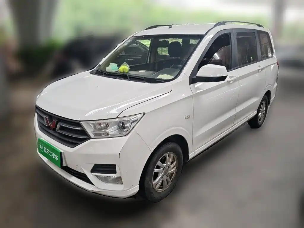 Wuling Hongguang 2019 — фото 2