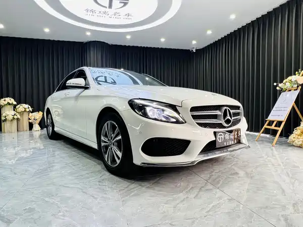 Mercedes-Benz C-Class 2018