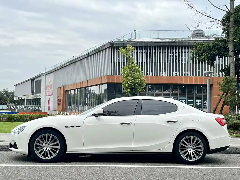 Maserati Ghibli 2016 — фото 3