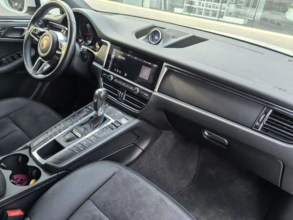 Porsche Macan 2019 — фото 4