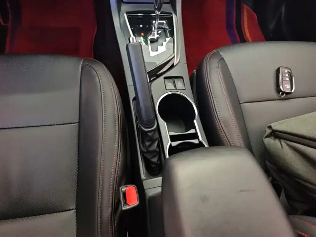 Toyota Corolla 2019 — фото 14