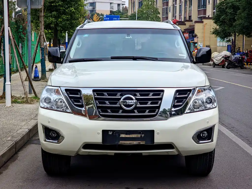 Nissan Patrol 2017 — фото 2