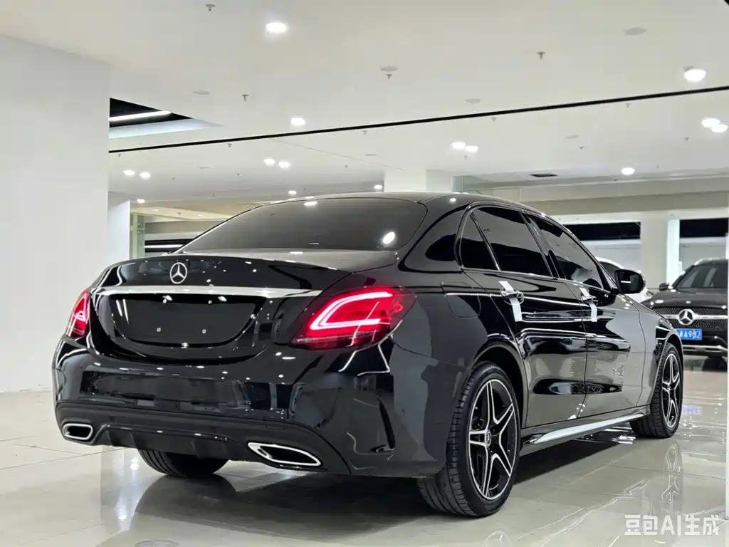 Mercedes-Benz C-Class 2021