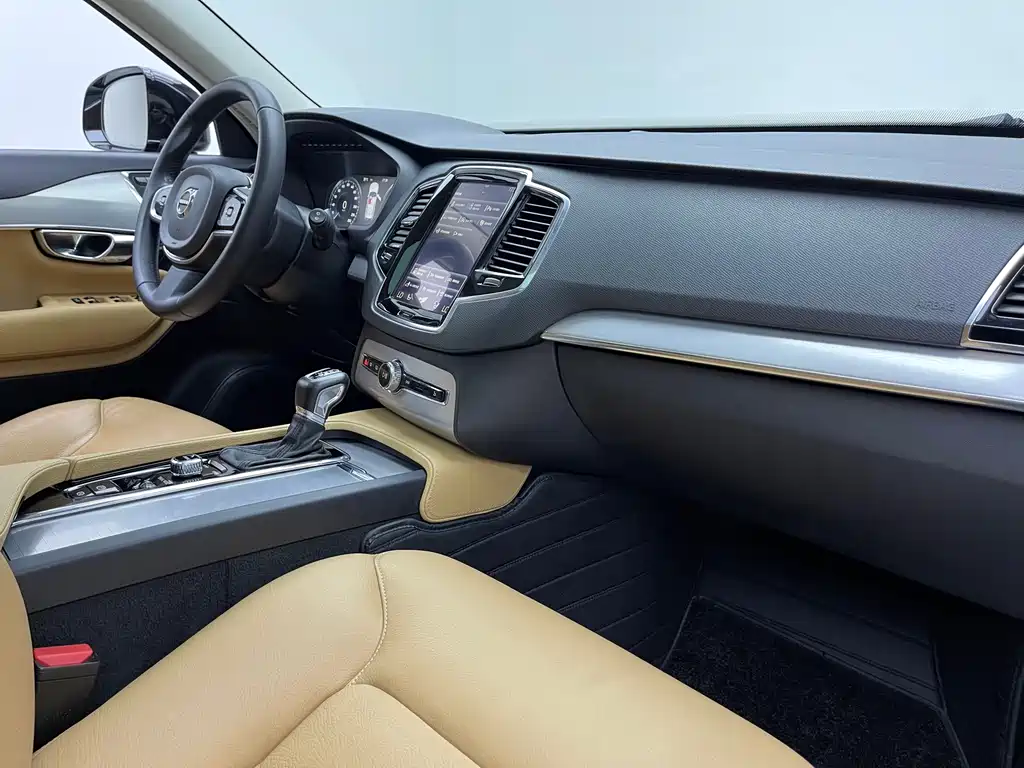 Volvo XC90 2016 — фото 6
