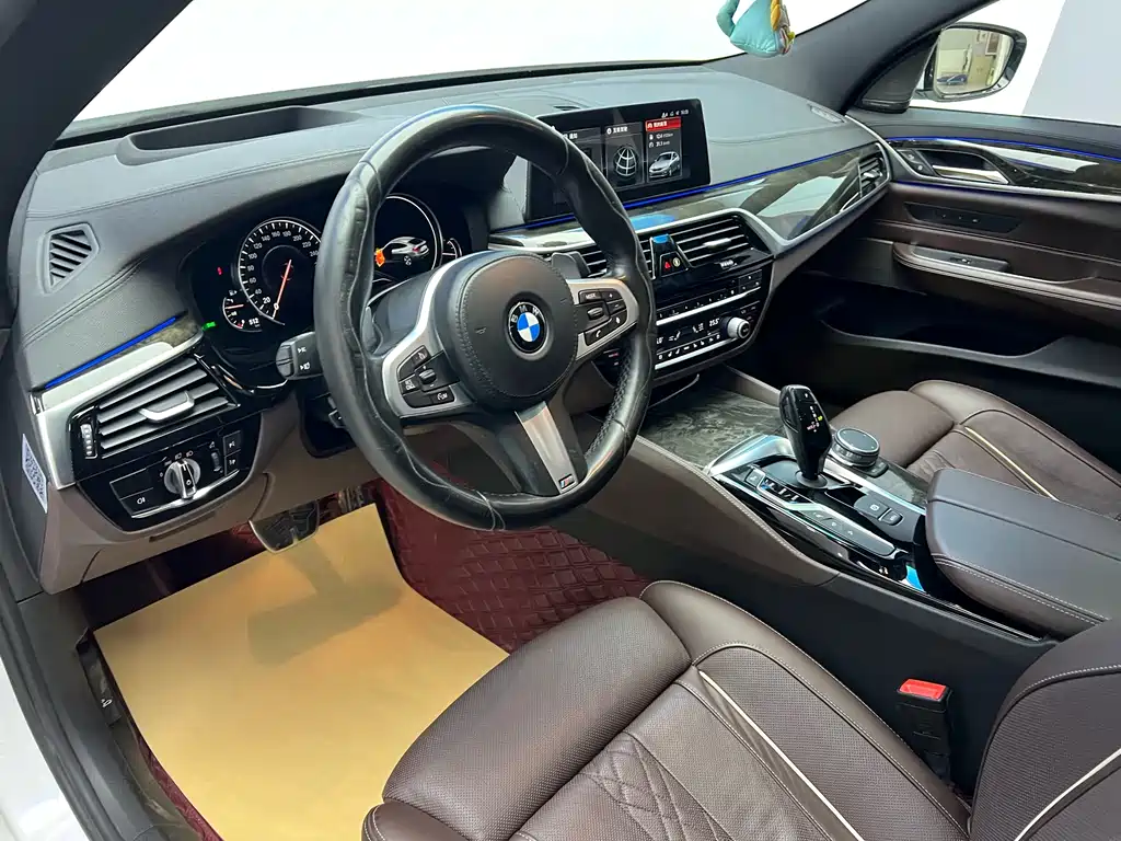 BMW 6 Series GT 2018 — фото 4