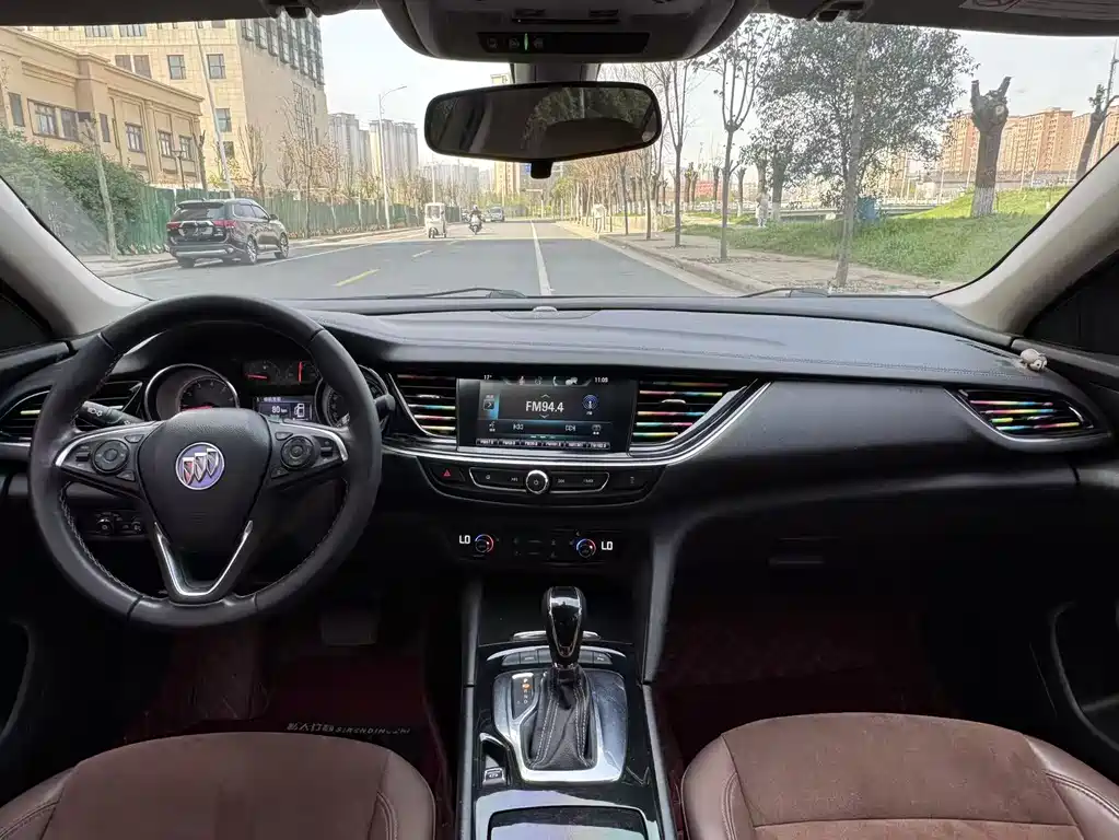 Buick Regal 2019 — фото 13