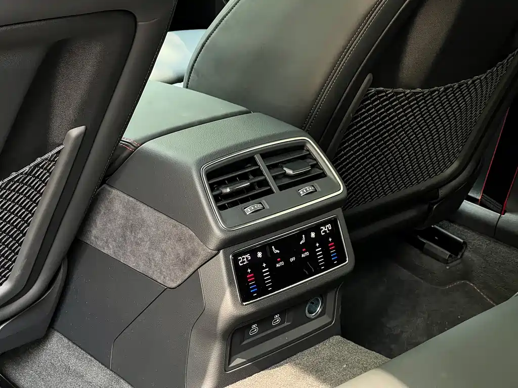 Audi RS 7 2025 — фото 22