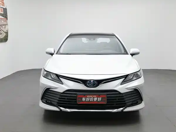 Toyota Camry 2023