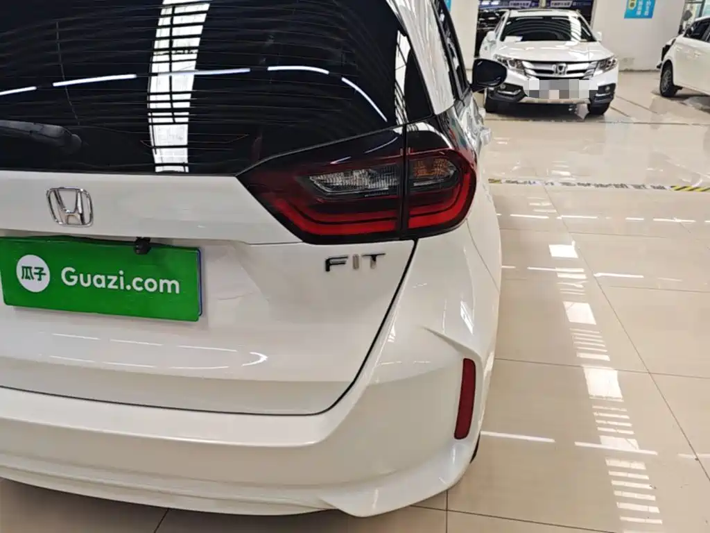 Honda Fit 2023 — фото 8