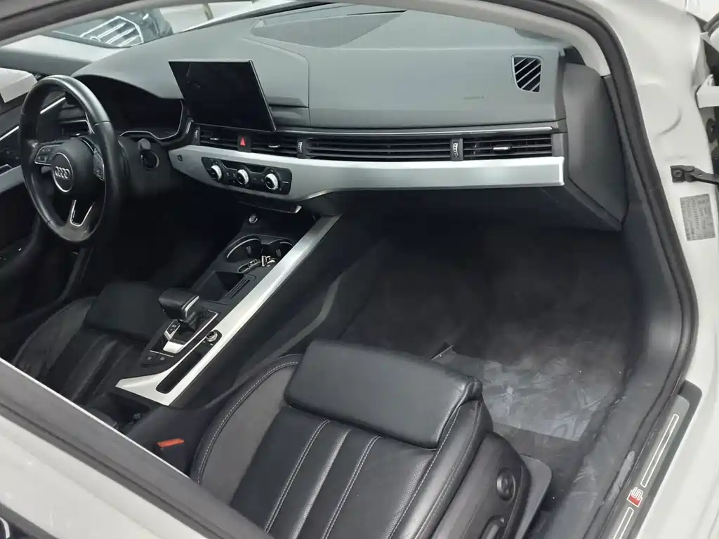 Audi A4L 2022
