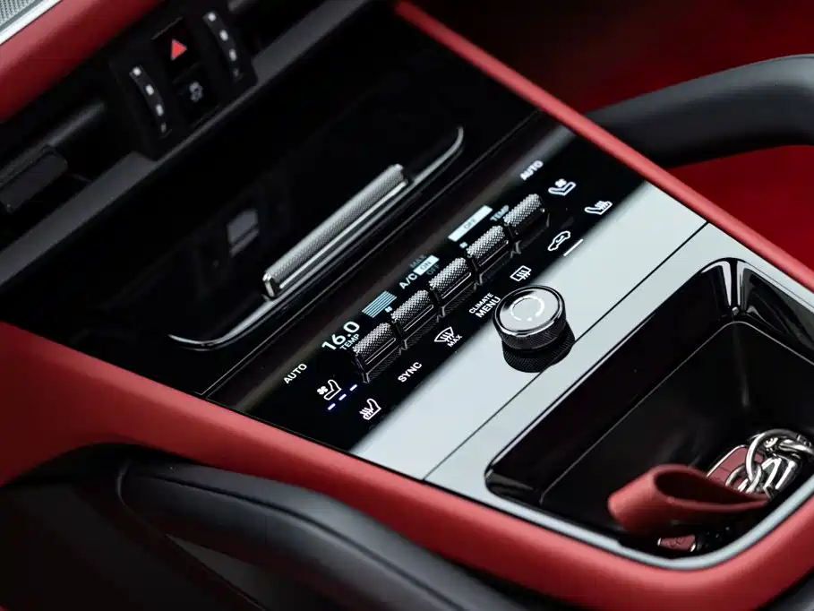 Porsche Cayenne 2026 — фото 14
