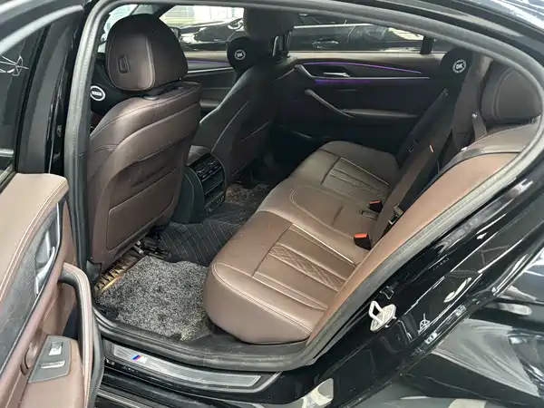 BMW 5 Series 2022