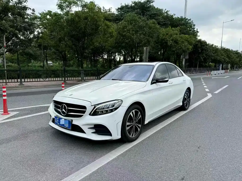 Mercedes-Benz C-Class 2019 — фото 1