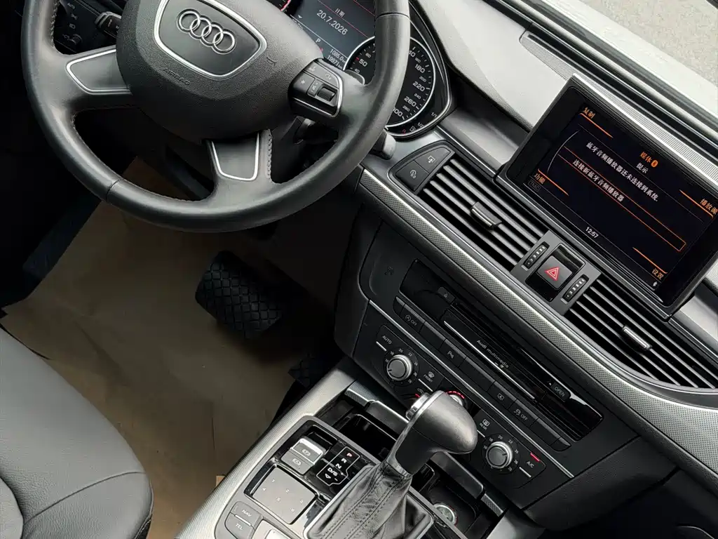 Audi A6L 2014 — фото 15