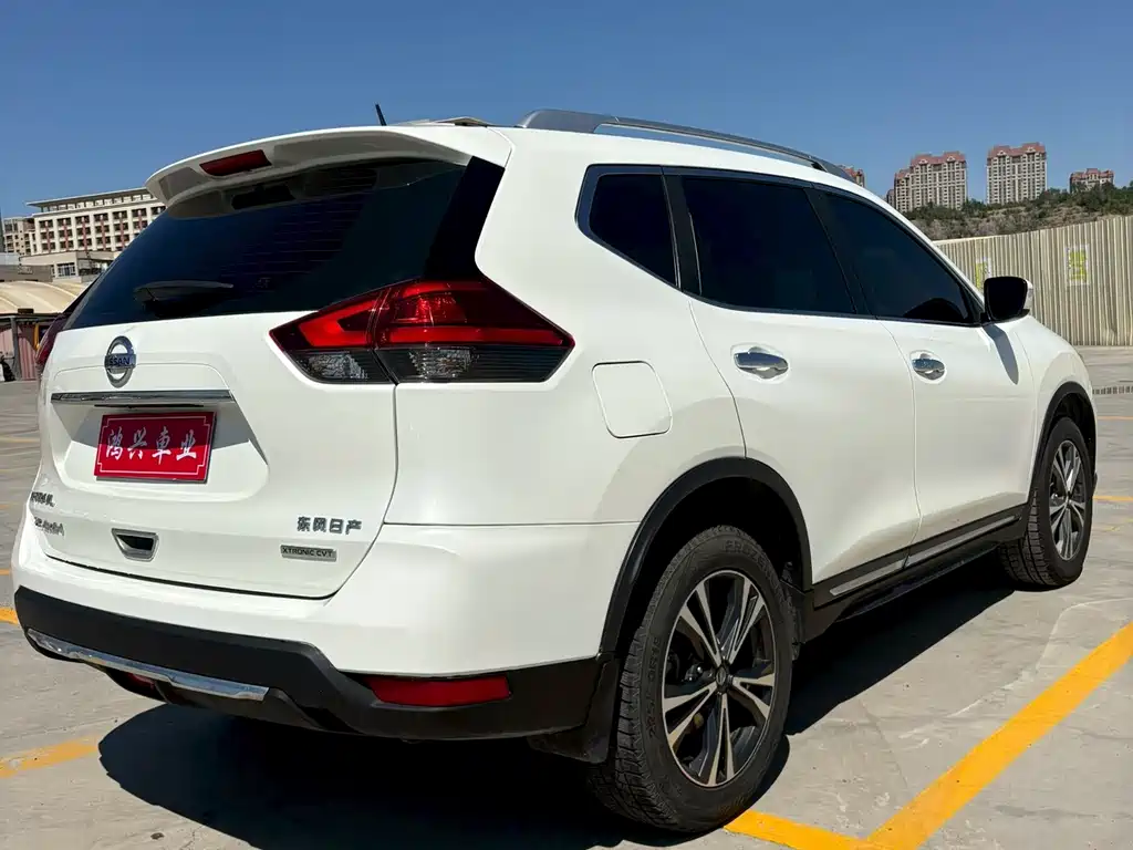 Nissan X-Trail 2018 — фото 6